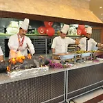 Ananas فندق 4*