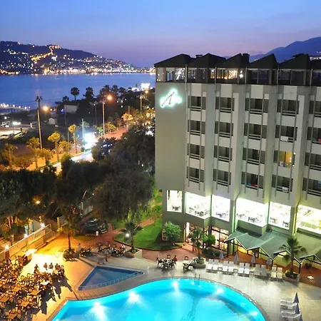 Szálloda Ananas Alanya