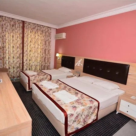 Szálloda Ananas 4*