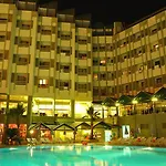Ananas Hotel 4*