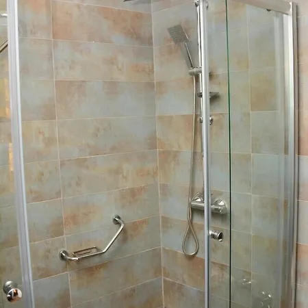 Ananas 酒店 阿拉尼亚