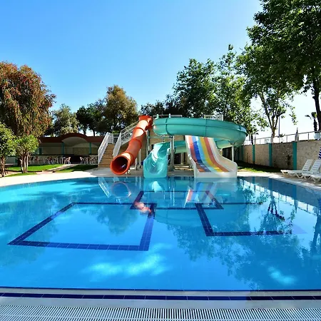 酒店 Ananas 阿拉尼亚