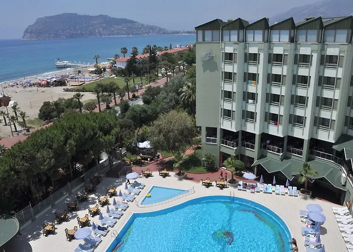 Ananas Otel 4*