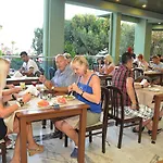 Ananas Ξενοδοχείο