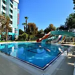 Ananas 4* Αλάνια